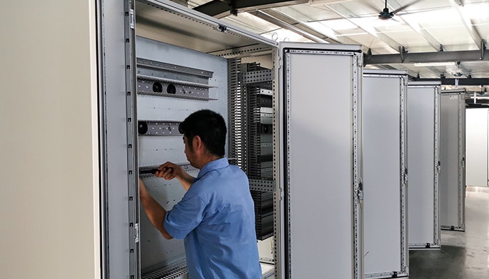 Electrical control panel wiring for automated flour mill